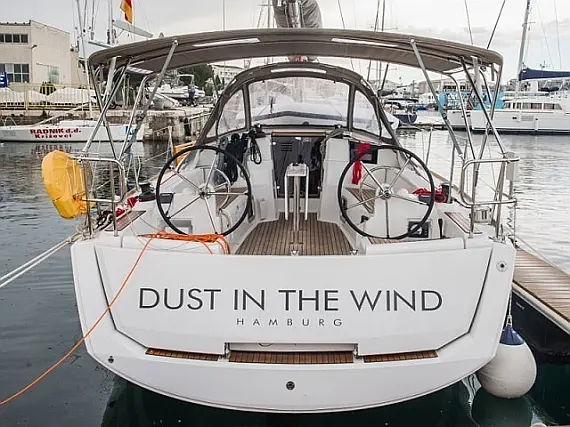 Sun Odyssey 389 - 3 cabins